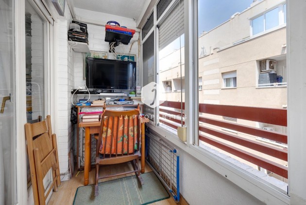 D'occasion - Appartement -
Torrevieja - Centro