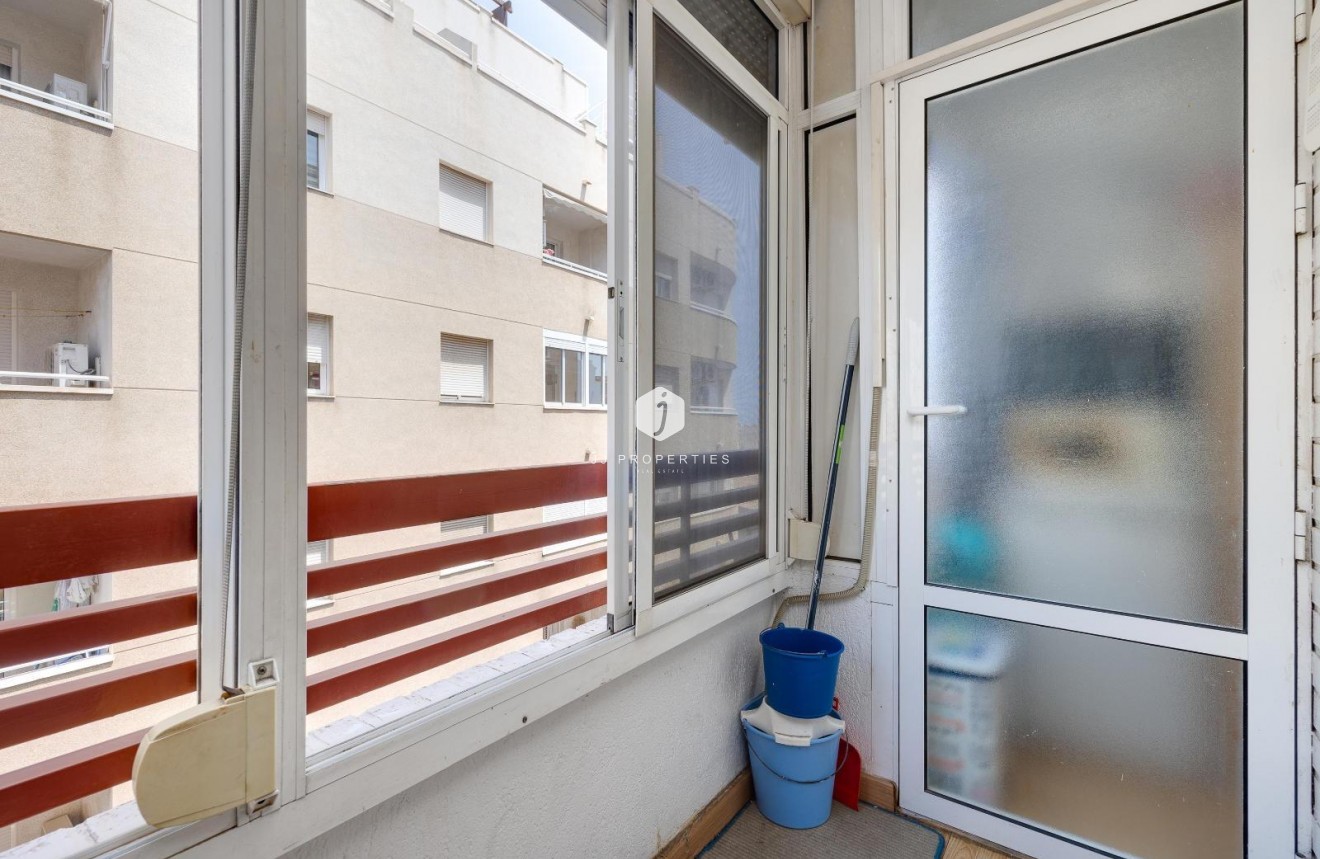 D'occasion - Appartement -
Torrevieja - Centro