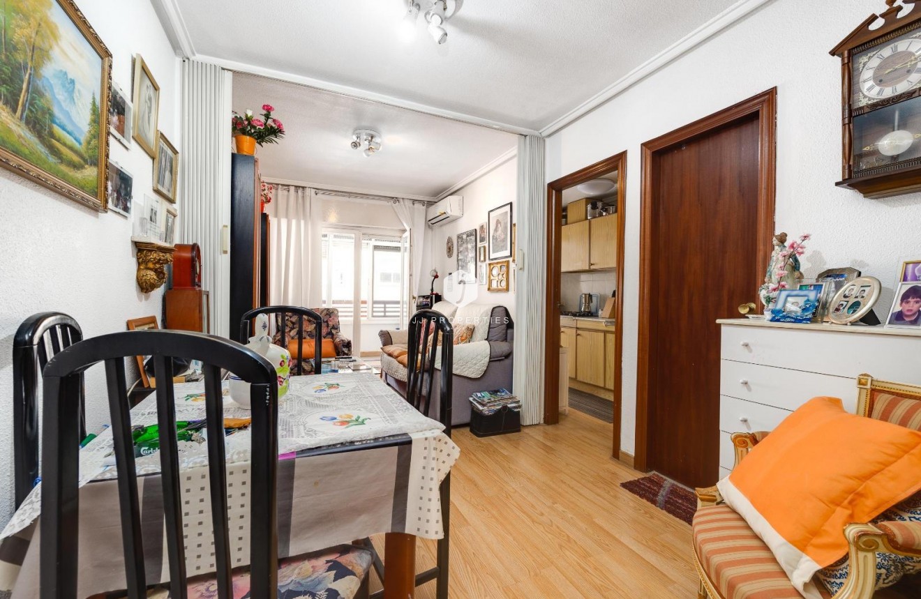 D'occasion - Appartement -
Torrevieja - Centro