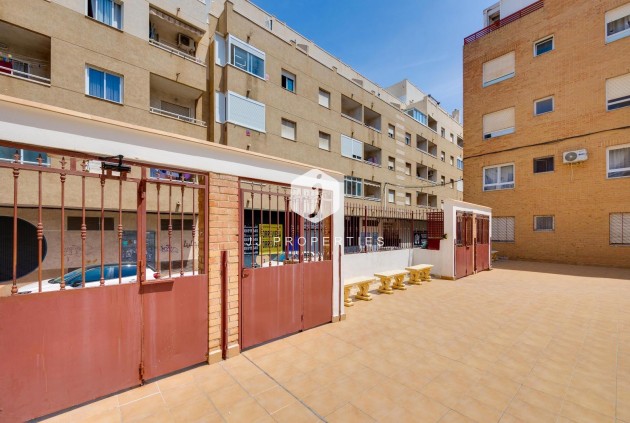 D'occasion - Appartement -
Torrevieja - Centro
