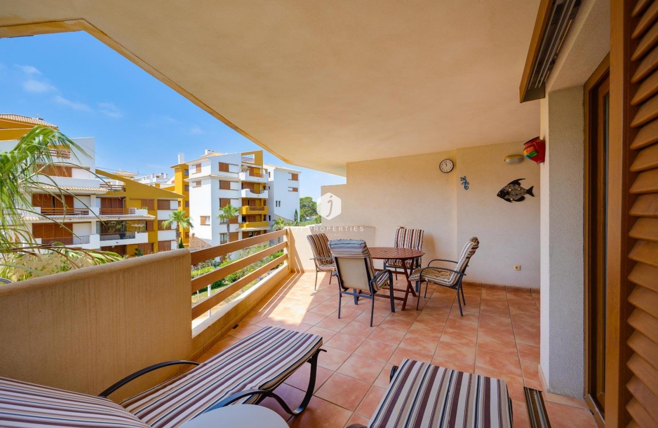 D'occasion - Appartement -
Torrevieja - Punta prima