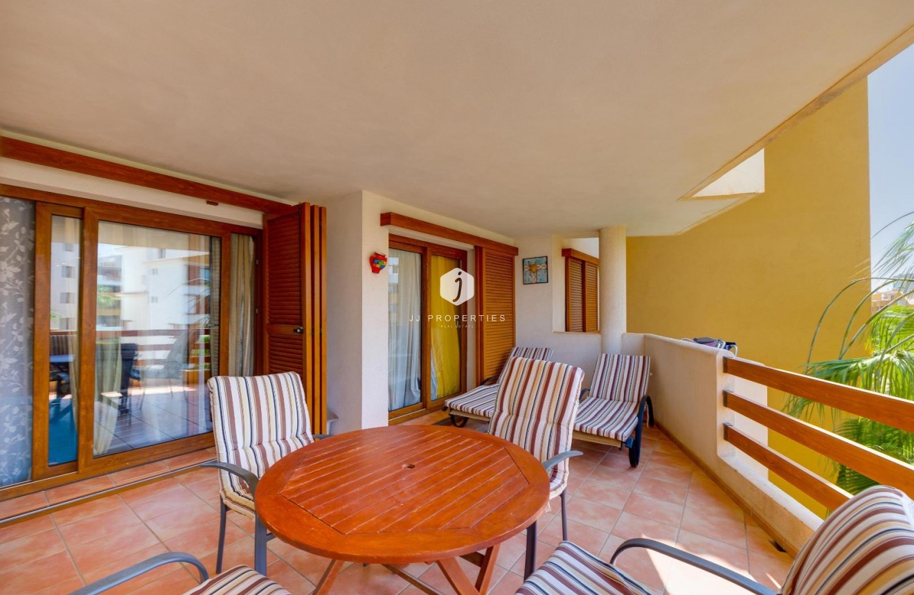 D'occasion - Appartement -
Torrevieja - Punta prima