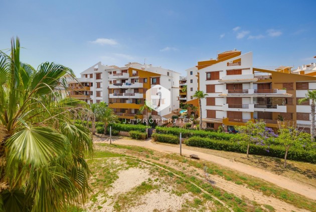 D'occasion - Appartement -
Torrevieja - Punta prima