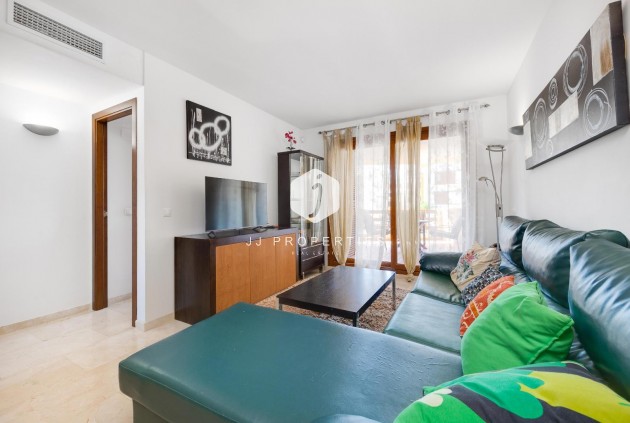 D'occasion - Appartement -
Torrevieja - Punta prima