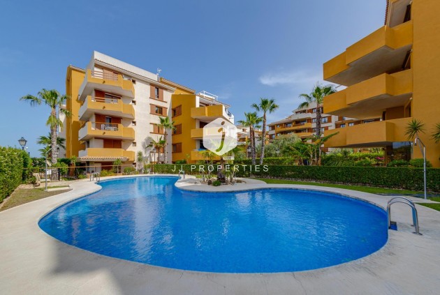 D'occasion - Appartement -
Torrevieja - Punta prima