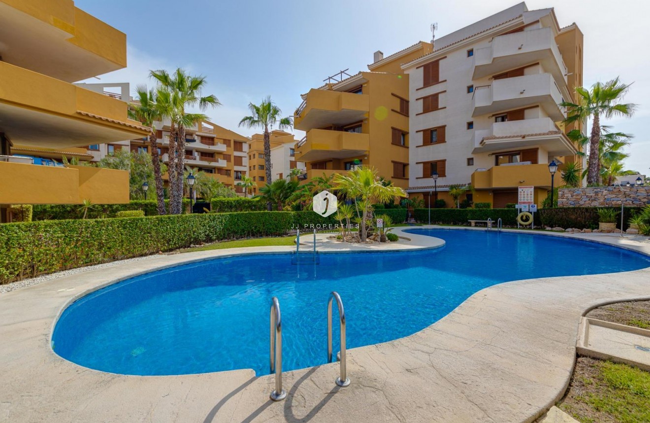 D'occasion - Appartement -
Torrevieja - Punta prima