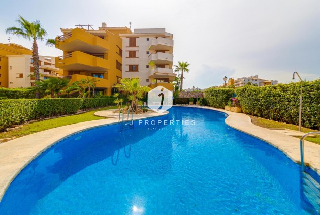 D'occasion - Appartement -
Torrevieja - Punta prima