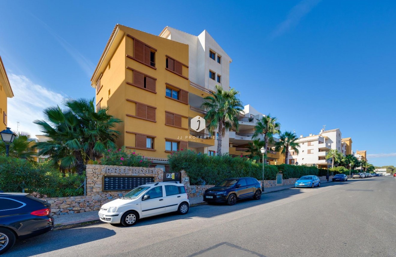 D'occasion - Appartement -
Torrevieja - Punta prima