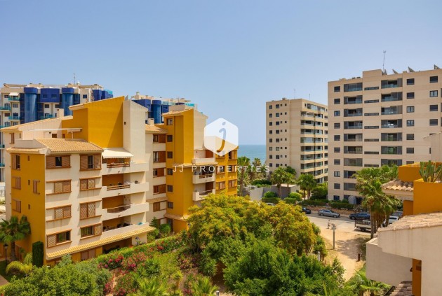 D'occasion - Appartement -
Torrevieja - Punta prima
