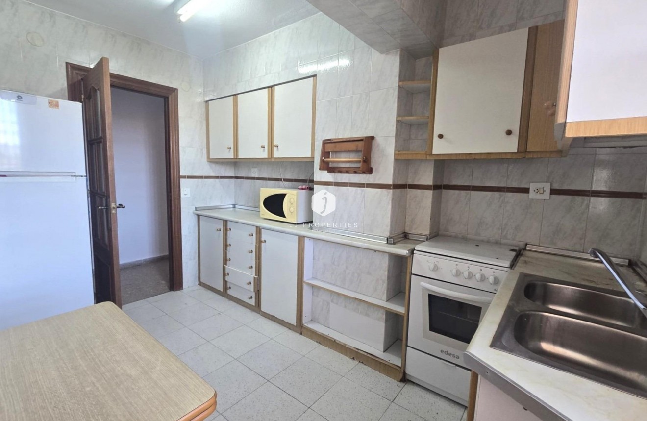 D'occasion - Appartement -
Torrevieja - Puerto Deportivo Marina Salinas