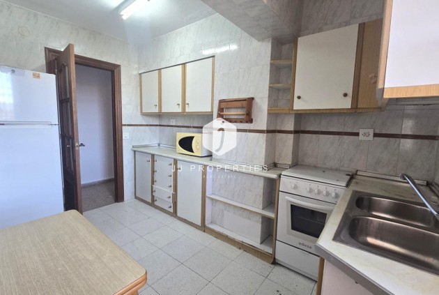 D'occasion - Appartement -
Torrevieja - Puerto Deportivo Marina Salinas
