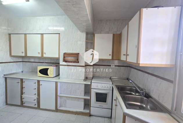 D'occasion - Appartement -
Torrevieja - Puerto Deportivo Marina Salinas