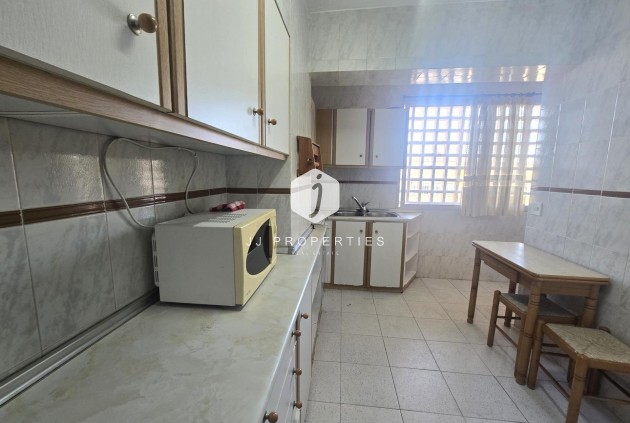 D'occasion - Appartement -
Torrevieja - Puerto Deportivo Marina Salinas