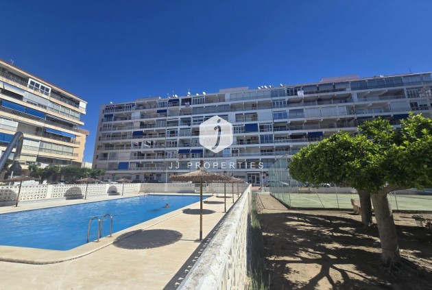 D'occasion - Appartement -
Torrevieja - Puerto Deportivo Marina Salinas