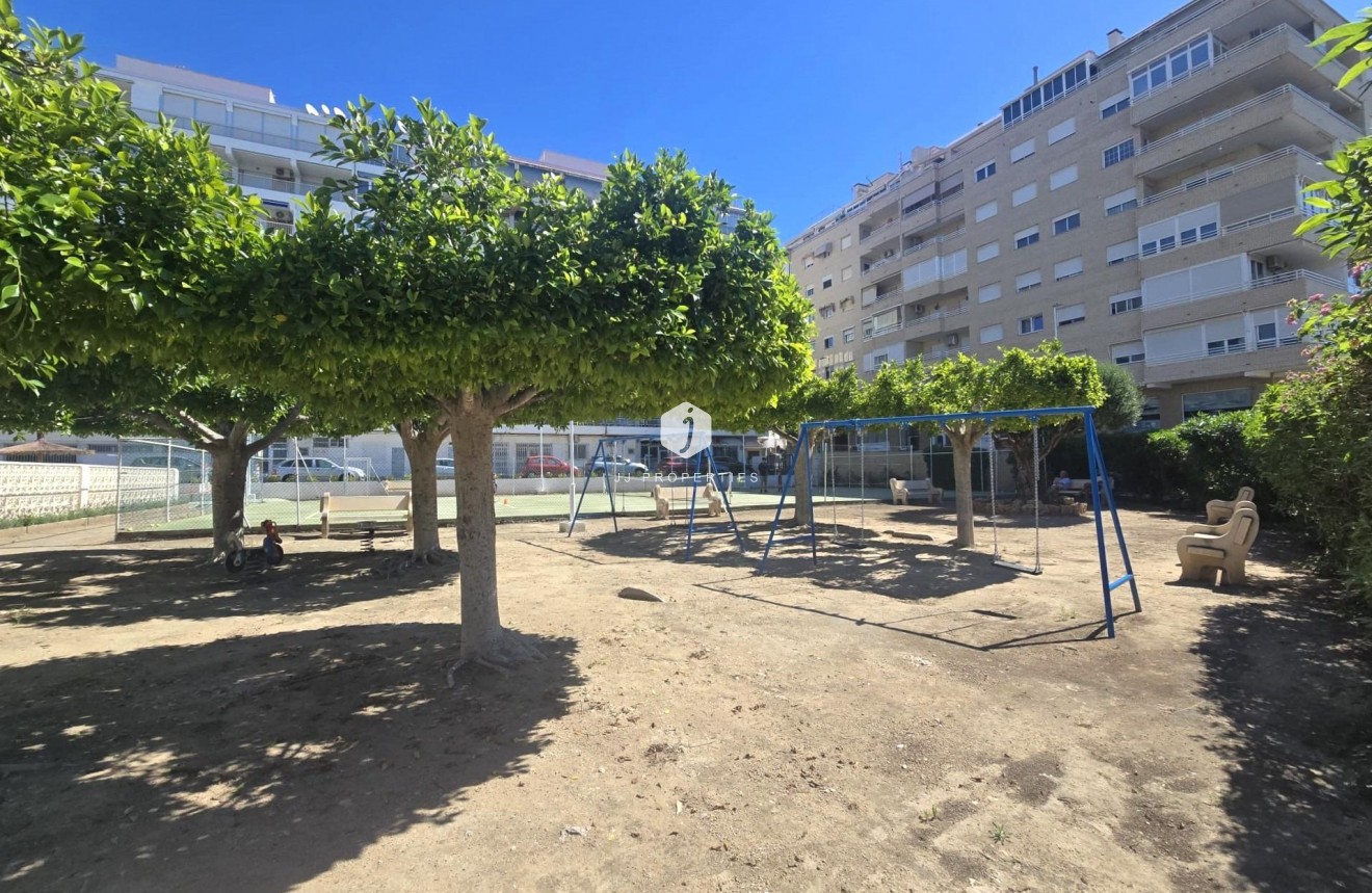 D'occasion - Appartement -
Torrevieja - Puerto Deportivo Marina Salinas