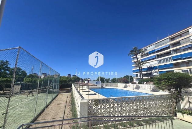 D'occasion - Appartement -
Torrevieja - Puerto Deportivo Marina Salinas