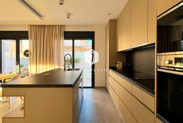 Aus zweiter Hand - Villa -
Rojales - Ciudad Quesada