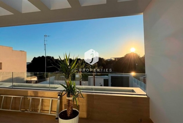 Aus zweiter Hand - Villa -
Rojales - Ciudad Quesada