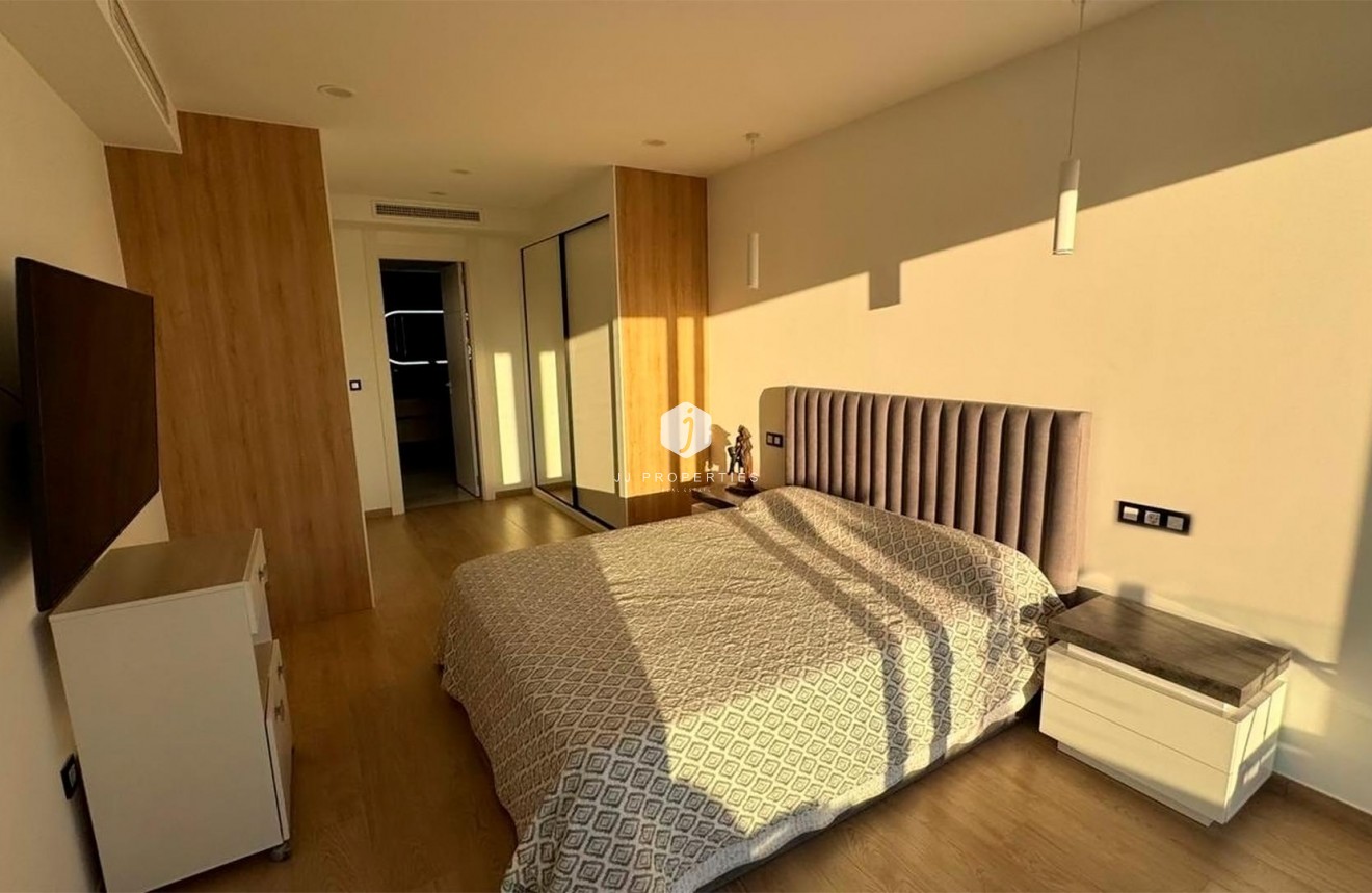 Aus zweiter Hand - Villa -
Rojales - Ciudad Quesada