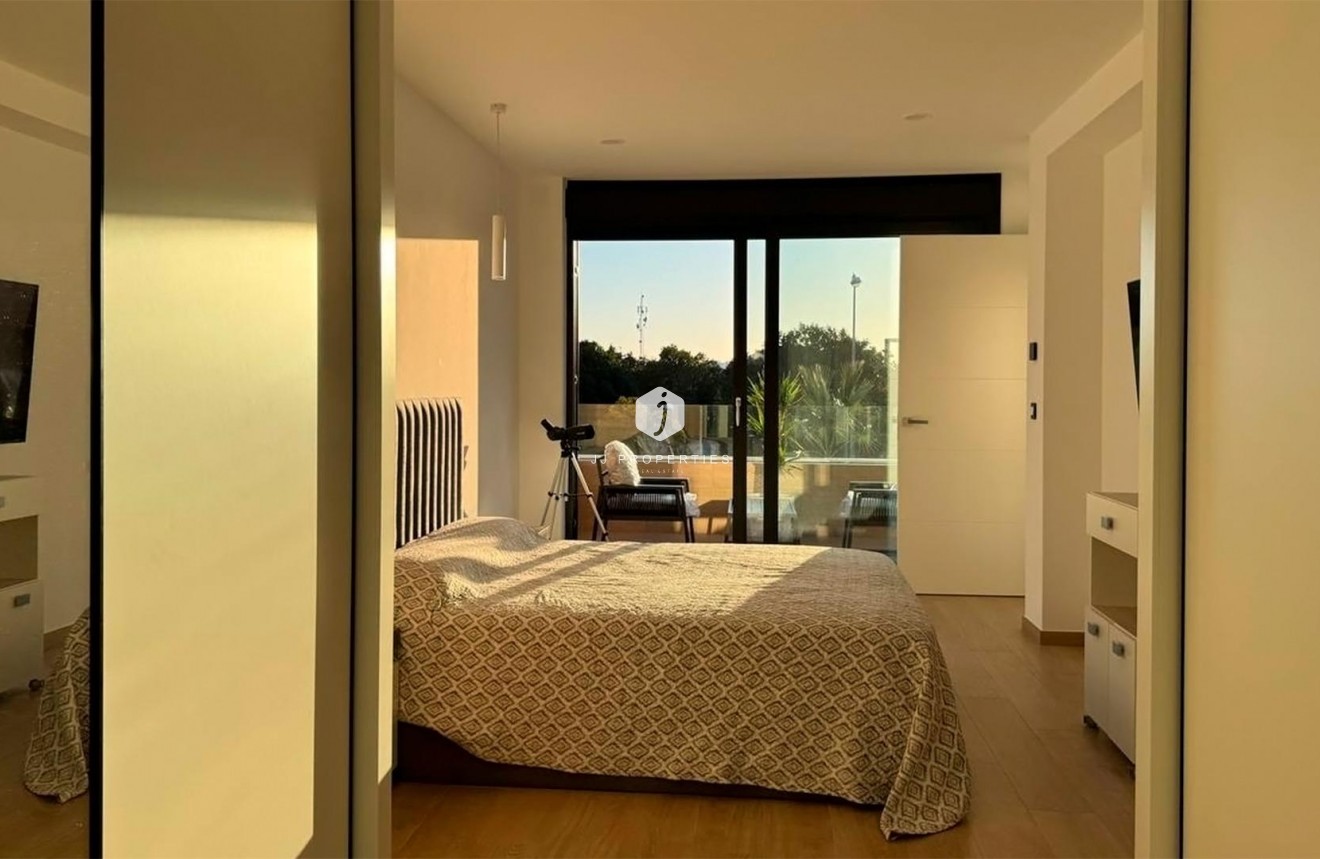 Aus zweiter Hand - Villa -
Rojales - Ciudad Quesada