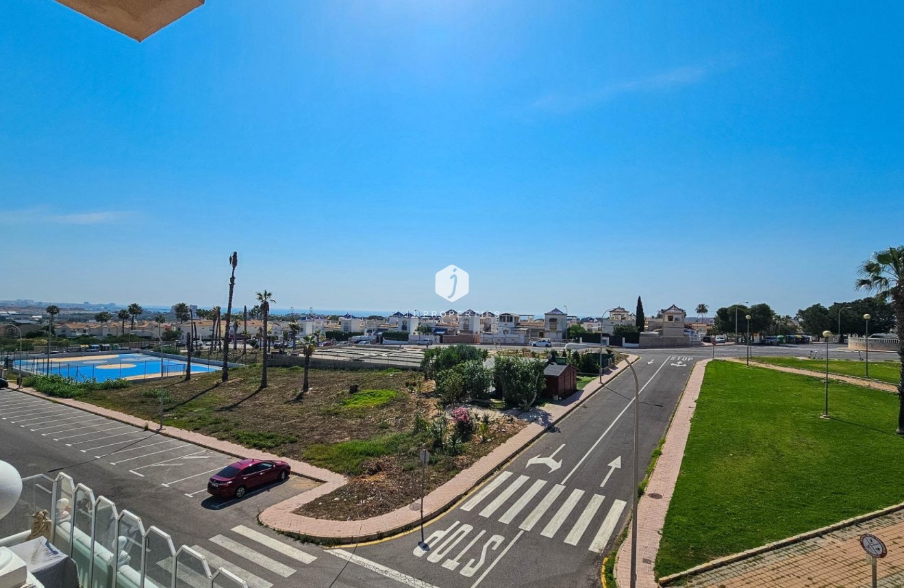 Tweedehands - Bungalow -
Orihuela Costa - Los Altos