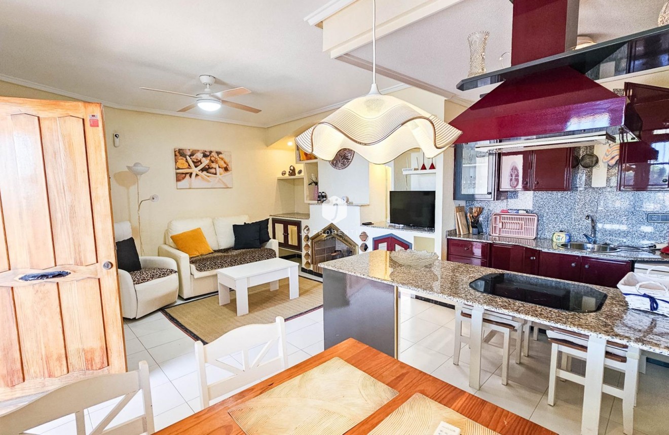 Tweedehands - Bungalow -
Orihuela Costa - Los Altos