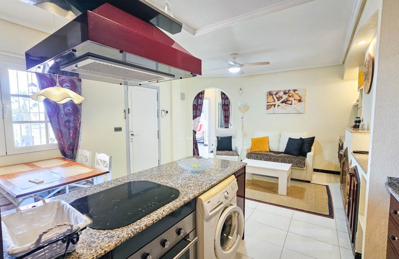 Tweedehands - Bungalow -
Orihuela Costa - Los Altos
