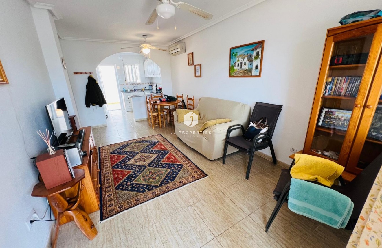Segunda mano - Chalet -
Daya Nueva - Costa Blanca