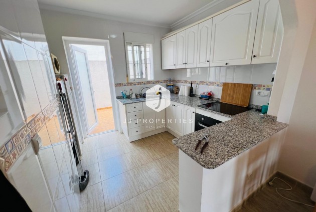 Segunda mano - Chalet -
Daya Nueva - Costa Blanca