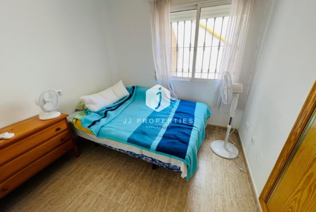 Segunda mano - Chalet -
Daya Nueva - Costa Blanca