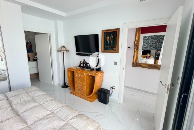 Resale - Villa -
Los Montesinos - Costa Blanca