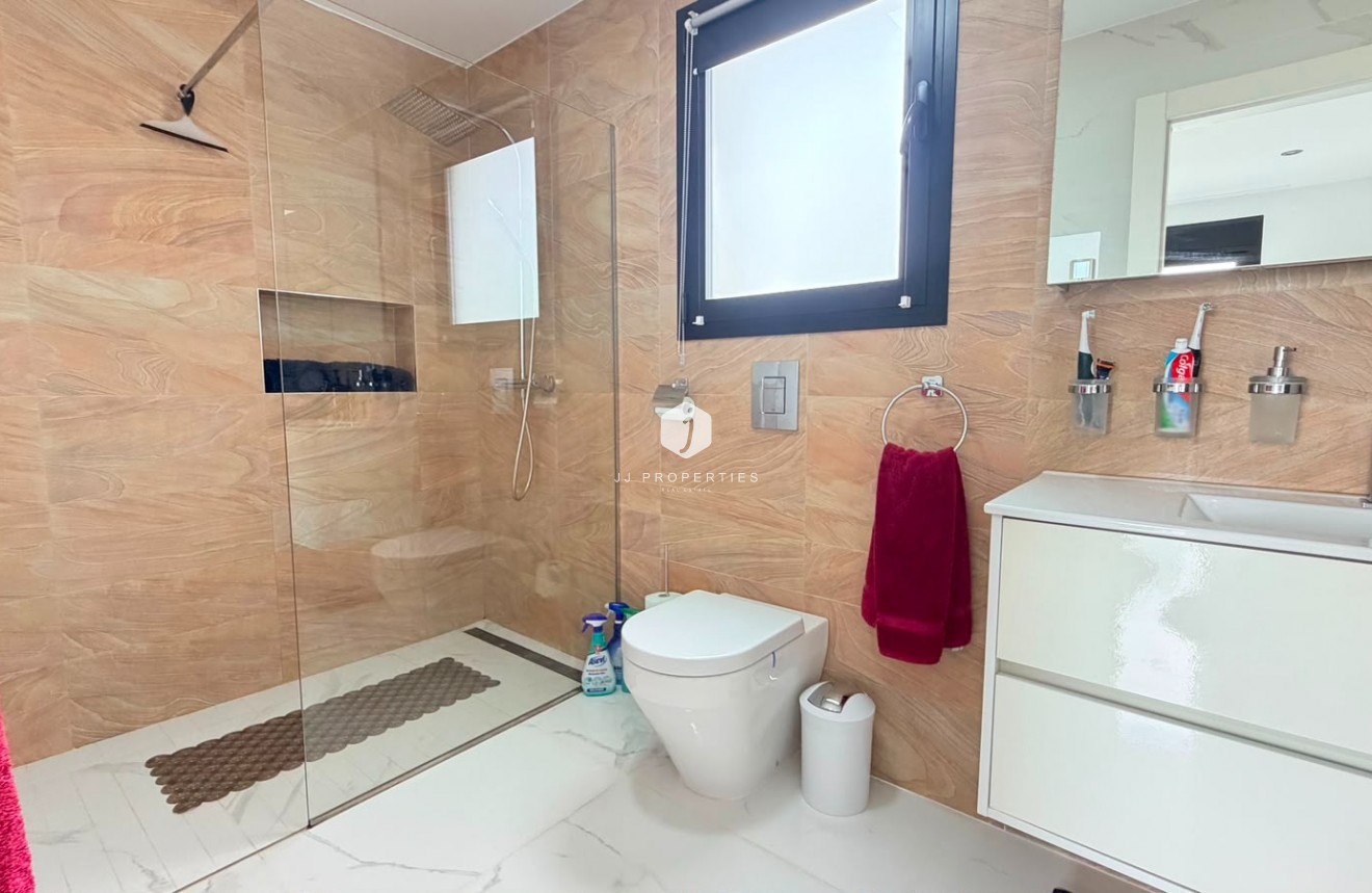 Resale - Villa -
Los Montesinos - Costa Blanca