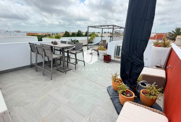 Resale - Villa -
Los Montesinos - Costa Blanca