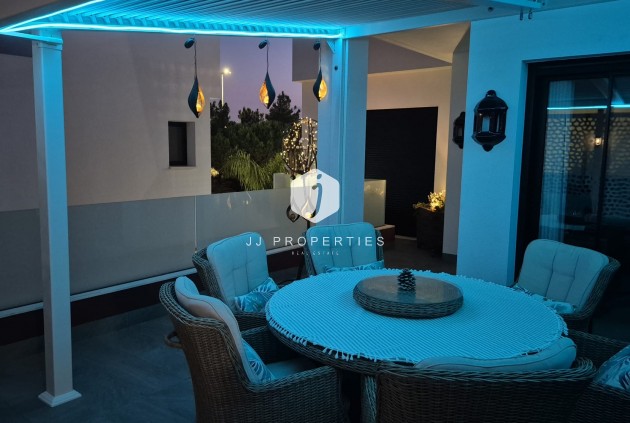 Resale - Villa -
Los Montesinos - Costa Blanca