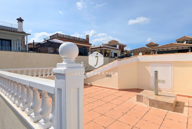 Segunda mano - Villa -
Bigastro - Inland