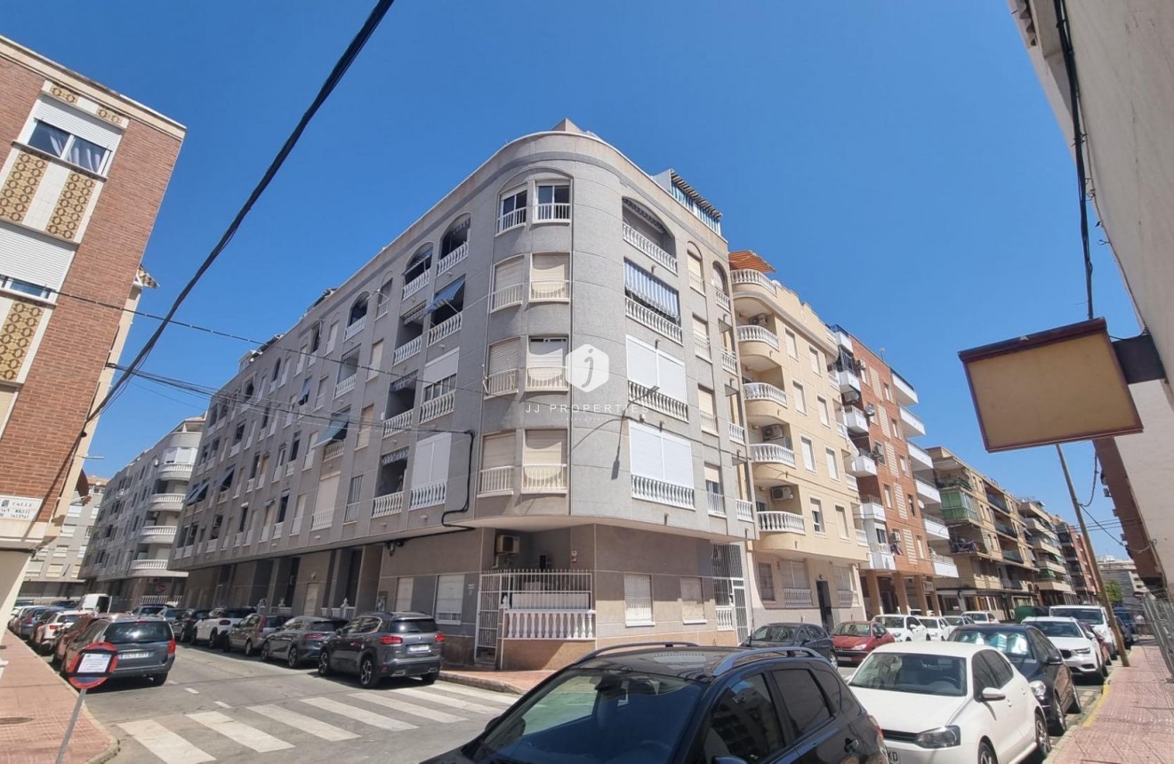 Aus zweiter Hand - Wohnung -
Torrevieja - Acequion