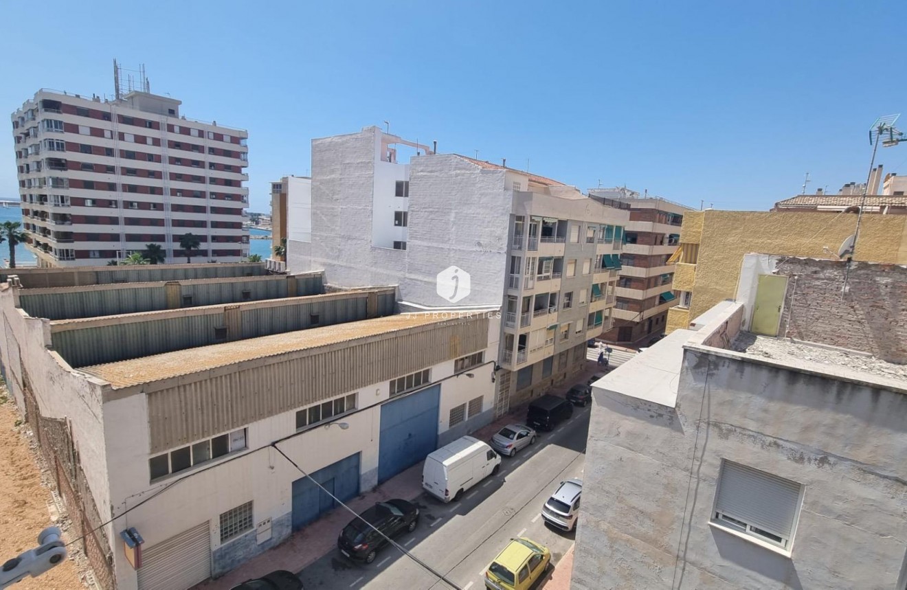 Aus zweiter Hand - Wohnung -
Torrevieja - Acequion