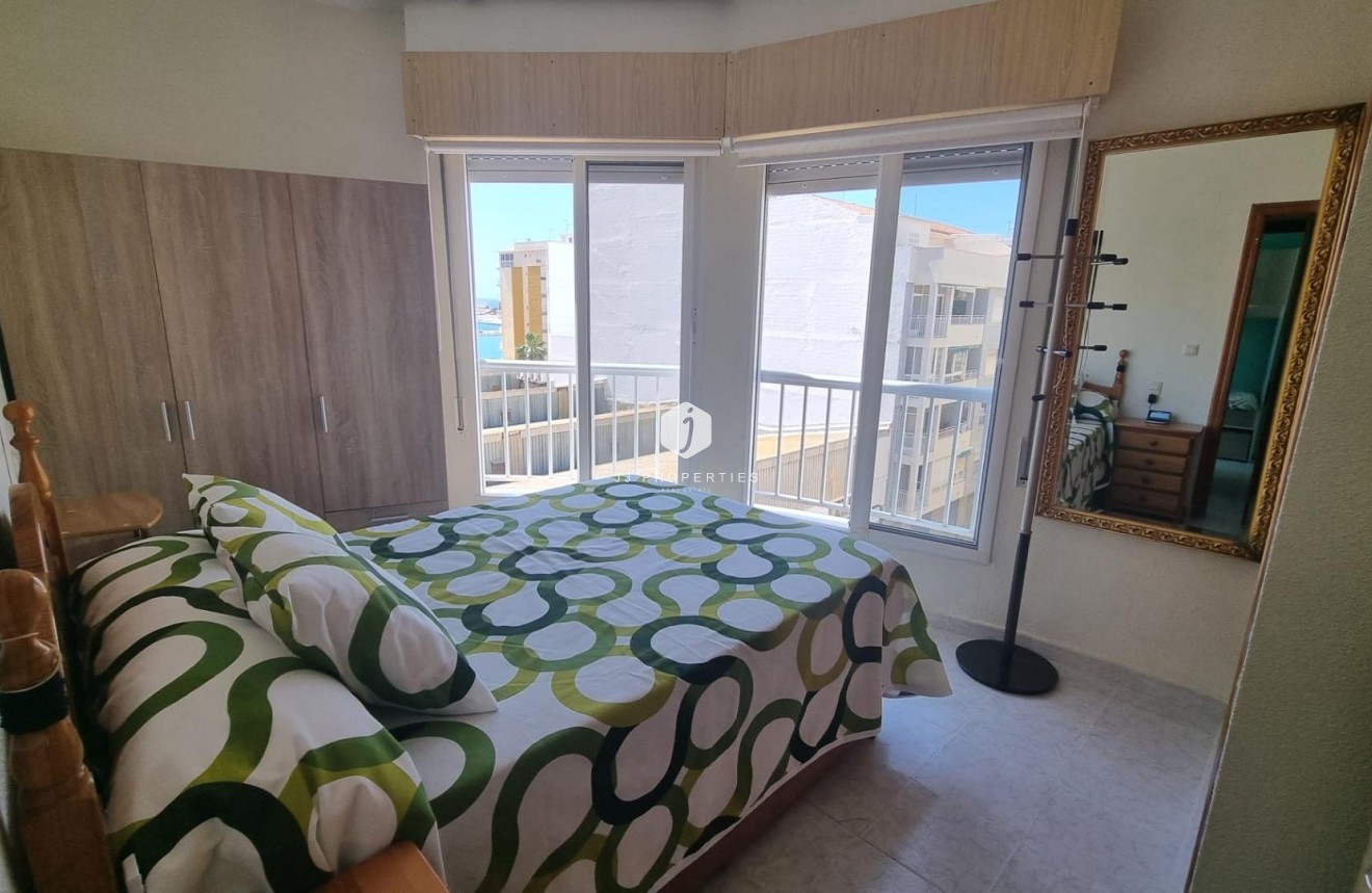 Aus zweiter Hand - Wohnung -
Torrevieja - Acequion