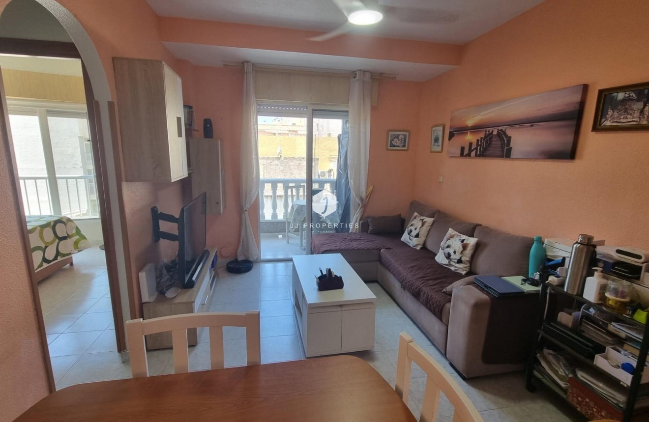 Aus zweiter Hand - Wohnung -
Torrevieja - Acequion