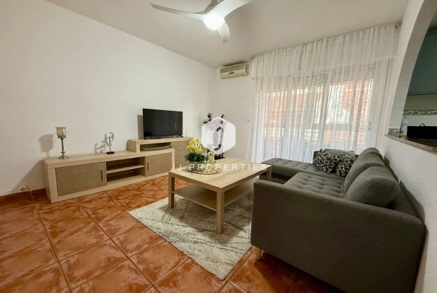 D'occasion - Appartement -
Torrevieja - Playa del Cura