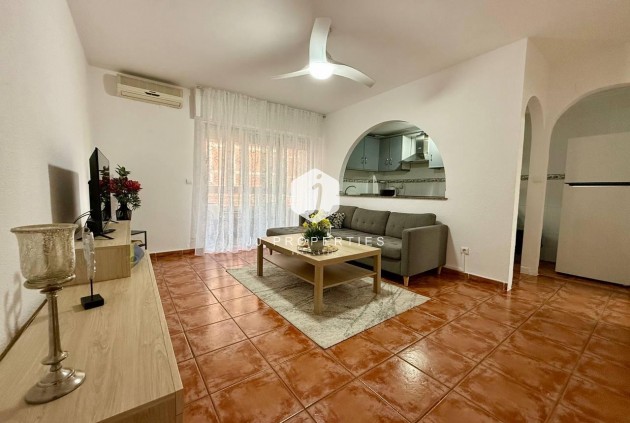 D'occasion - Appartement -
Torrevieja - Playa del Cura