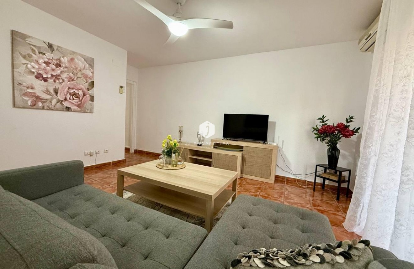 D'occasion - Appartement -
Torrevieja - Playa del Cura
