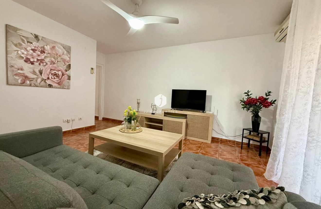 D'occasion - Appartement -
Torrevieja - Playa del Cura
