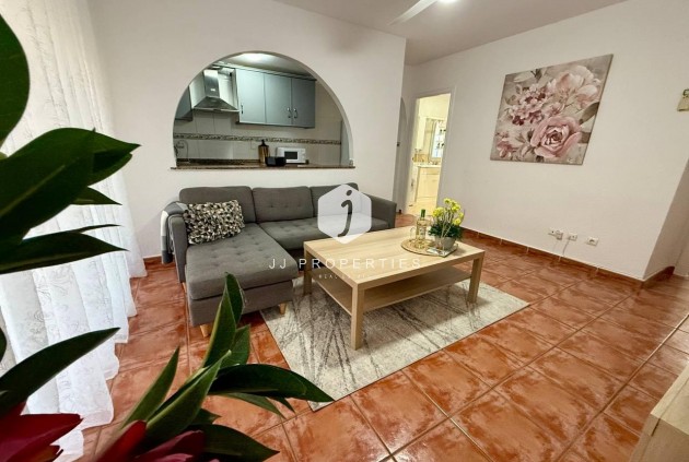 D'occasion - Appartement -
Torrevieja - Playa del Cura