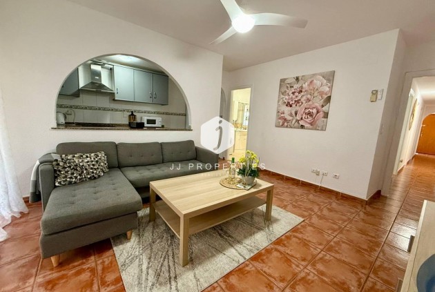D'occasion - Appartement -
Torrevieja - Playa del Cura