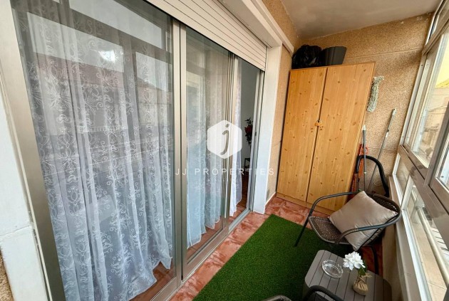 D'occasion - Appartement -
Torrevieja - Playa del Cura