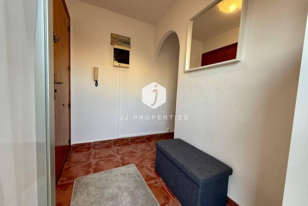 D'occasion - Appartement -
Torrevieja - Playa del Cura