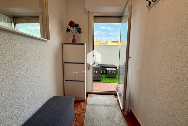 D'occasion - Appartement -
Torrevieja - Playa del Cura
