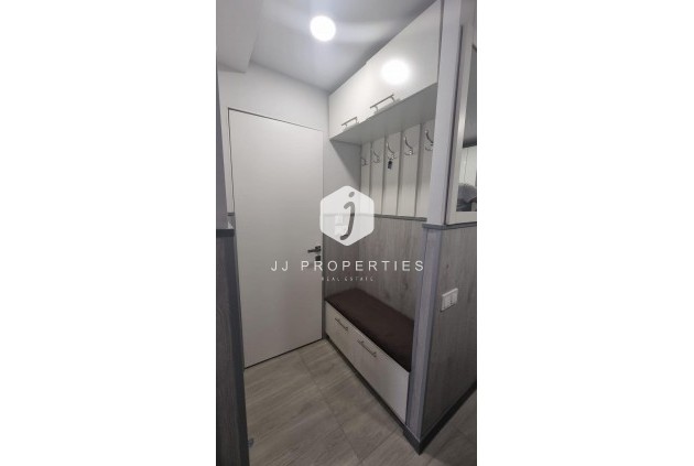 Resale - Apartment / flat -
Torrevieja - Centro