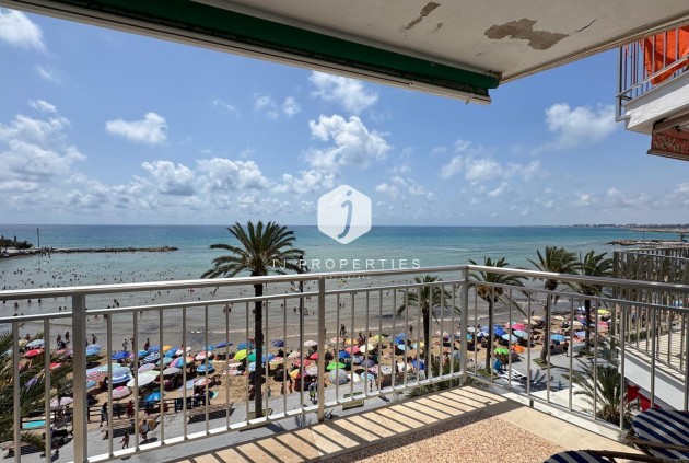 Resale - Apartment / flat -
Torrevieja - Playa del Cura